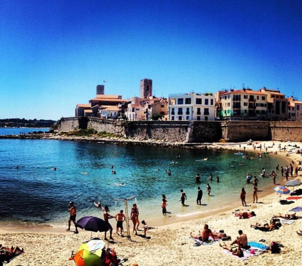 Cozy Studio On The Beach Antibes Exterior photo